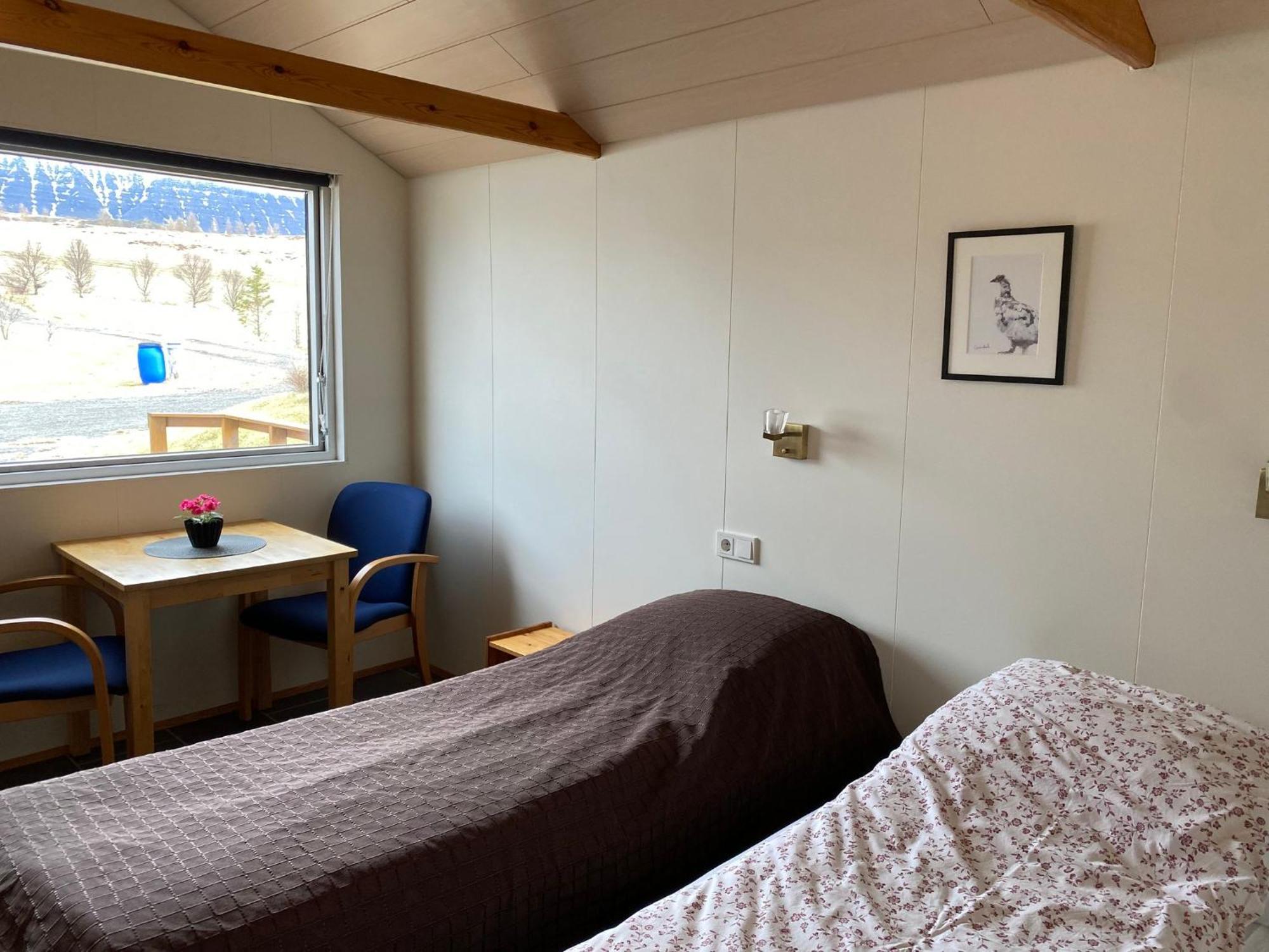 Bakkafloet Guesthouse Varmahlid  Bagian luar foto